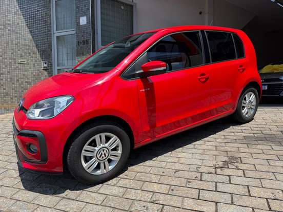 VOLKSWAGEN-UP-2018