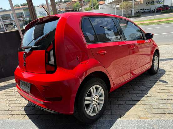 VOLKSWAGEN-UP-2018