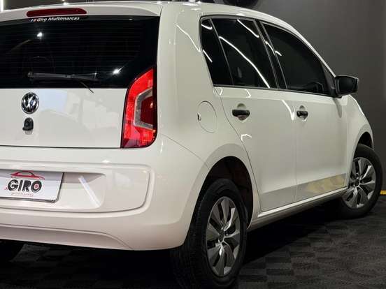 VOLKSWAGEN-UP-2014