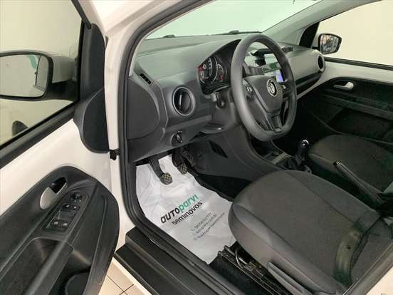 VOLKSWAGEN-UP-1.0 MPI TOTAL FLEX 4P MANUAL VOLKSWAGEN-UP-2019