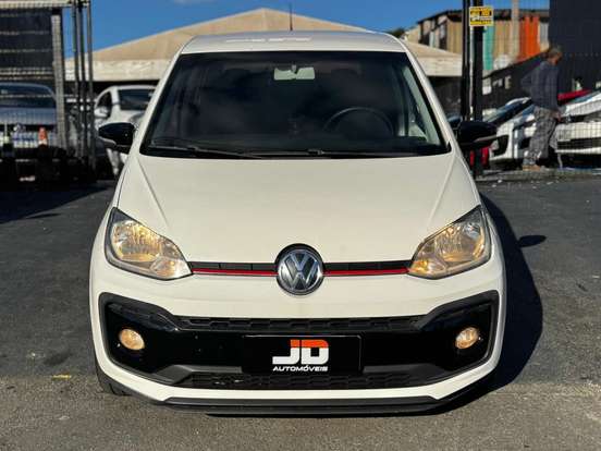 VOLKSWAGEN-UP-2017