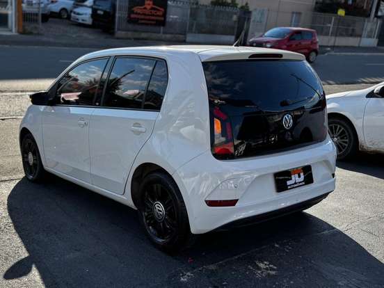 VOLKSWAGEN-UP-2017