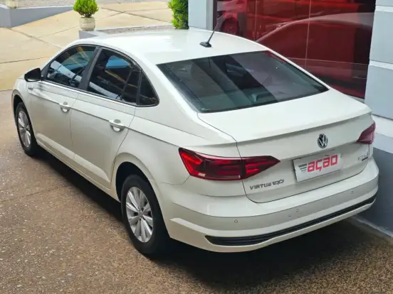 VOLKSWAGEN-VIRTUS-2022
