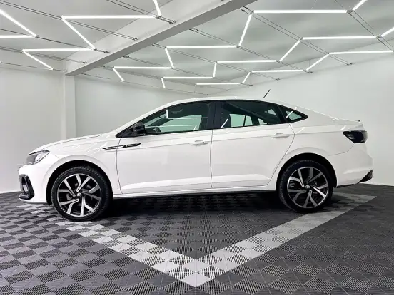 VOLKSWAGEN-VIRTUS-2024