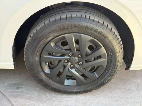 VOLKSWAGEN-VIRTUS-1.0 170 TSI SENSE MANUAL VOLKSWAGEN-VIRTUS-2025