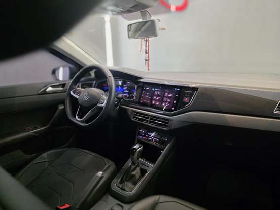 VOLKSWAGEN-VIRTUS-2023