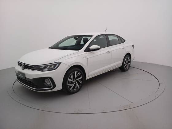VOLKSWAGEN VIRTUS 1.0 200 TSI HIGHLINE AUTOMÁTICO