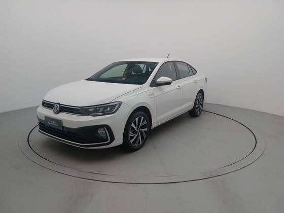 VOLKSWAGEN VIRTUS 1.0 200 TSI HIGHLINE AUTOMÁTICO