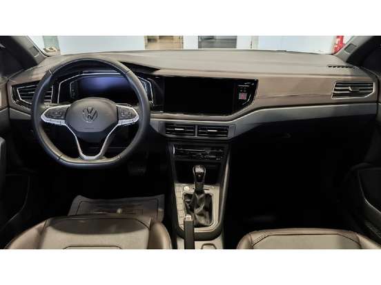 VOLKSWAGEN-VIRTUS-1.0 200 TSI HIGHLINE AUTOMÁTICO VOLKSWAGEN-VIRTUS-2024