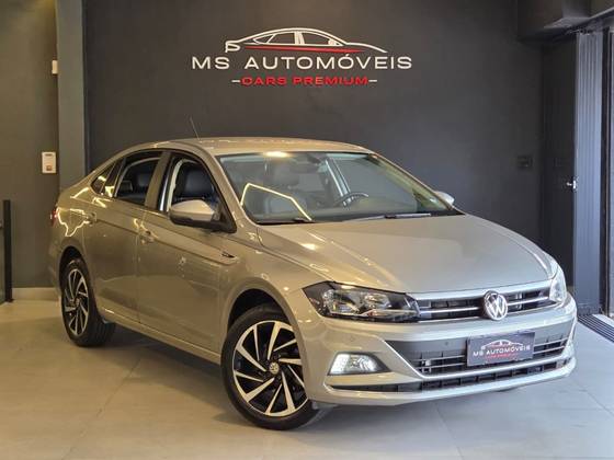 VOLKSWAGEN VIRTUS 1.0 200 TSI HIGHLINE AUTOMÁTICO