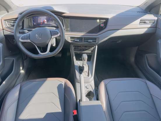 VOLKSWAGEN-VIRTUS-1.0 200 TSI HIGHLINE AUTOMÁTICO VOLKSWAGEN-VIRTUS-2023