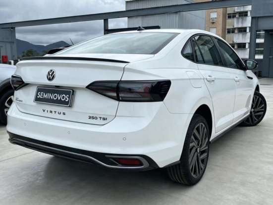 VOLKSWAGEN-VIRTUS-2026