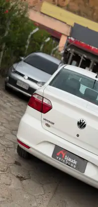 VOLKSWAGEN-VOYAGE-2022
