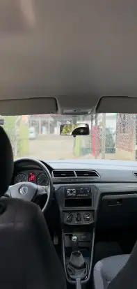 VOLKSWAGEN-VOYAGE-2022