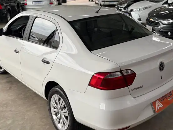 VOLKSWAGEN-VOYAGE-1.6 MSI TOTALFLEX 4P MANUAL VOLKSWAGEN-VOYAGE-2021