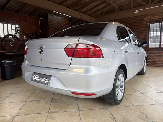 VOLKSWAGEN-VOYAGE-2022
