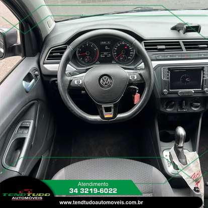 VOLKSWAGEN-VOYAGE-2018