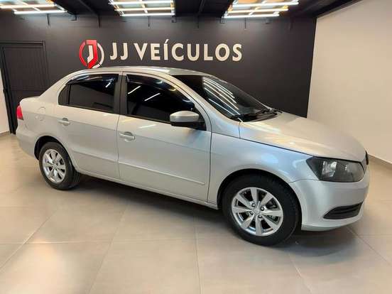 VOLKSWAGEN-VOYAGE-2014