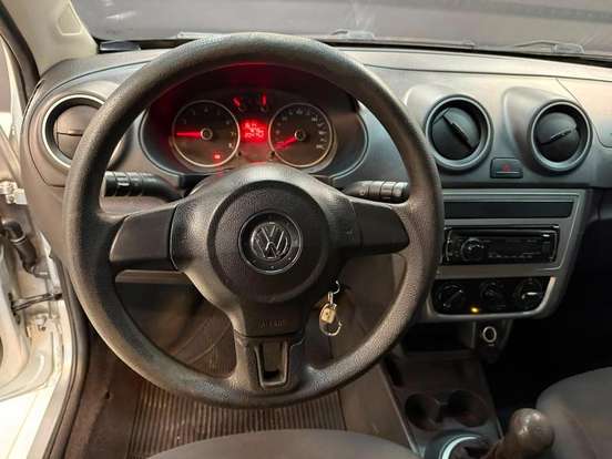 VOLKSWAGEN-VOYAGE-1.6 MI TRENDLINE 8V FLEX 4P MANUAL VOLKSWAGEN-VOYAGE-2014