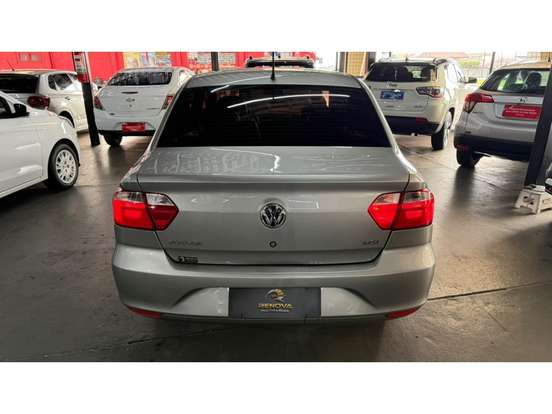 VOLKSWAGEN-VOYAGE-2017