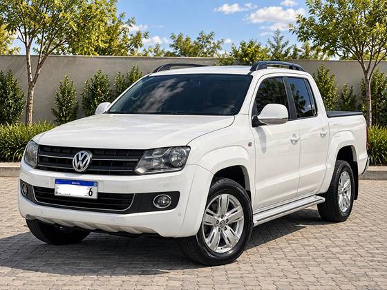 VOLKSWAGEN AMAROK 2.0 HIGHLINE 4X4 CD 16V TURBO INTERCOOLER DIESEL 4P AUTOMÁTICO