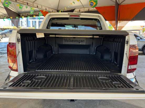 VOLKSWAGEN-AMAROK-2023