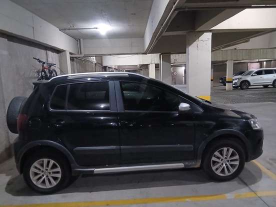 VOLKSWAGEN-CROSSFOX-2013