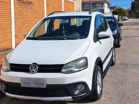 VOLKSWAGEN-CROSSFOX-1.6 MI FLEX 8V 4P MANUAL VOLKSWAGEN-CROSSFOX-2013