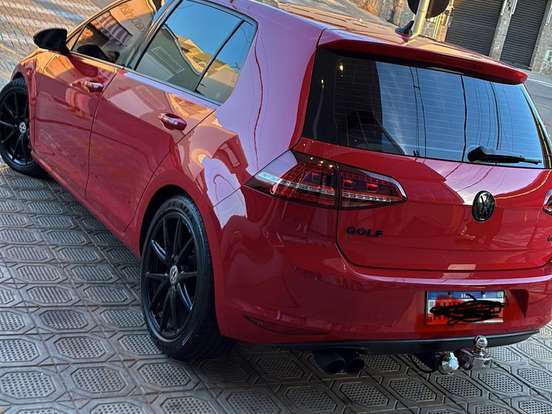 VOLKSWAGEN-GOLF-1.4 TSI HIGHLINE 16V GASOLINA 4P AUTOMÁTICO VOLKSWAGEN-GOLF-2015