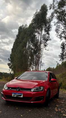 VOLKSWAGEN-GOLF-2015
