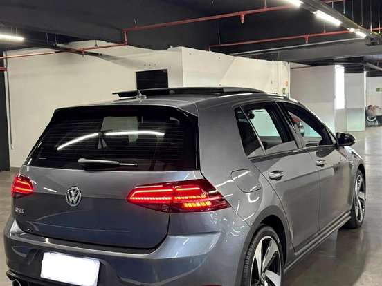 VOLKSWAGEN-GOLF-2.0 350 TSI GASOLINA GTI DSG VOLKSWAGEN-GOLF-2019