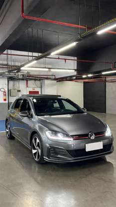 VOLKSWAGEN-GOLF-2019