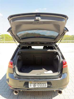 VOLKSWAGEN-GOLF-2014