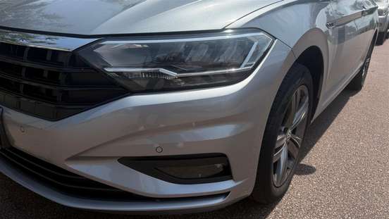 VOLKSWAGEN-JETTA-1.4 250 TSI TOTAL FLEX R-LINE TIPTRONIC VOLKSWAGEN-JETTA-2019