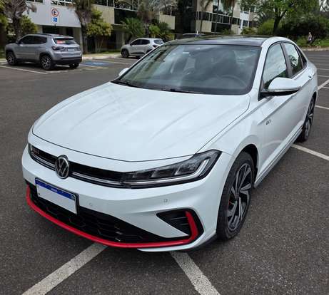 VOLKSWAGEN-JETTA-2025
