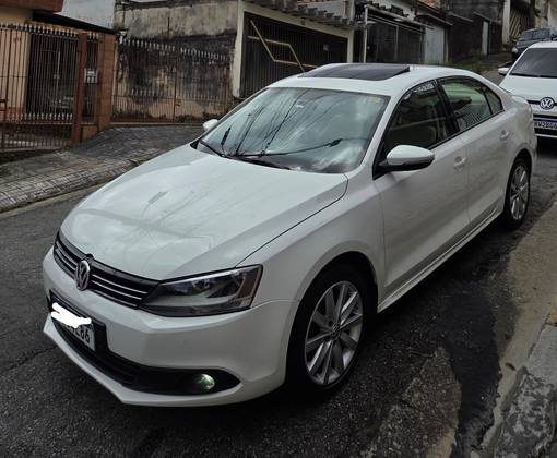 VOLKSWAGEN JETTA 2.0 COMFORTLINE FLEX 4P TIPTRONIC