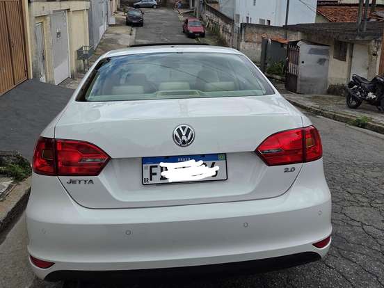 VOLKSWAGEN-JETTA-2.0 COMFORTLINE FLEX 4P TIPTRONIC VOLKSWAGEN-JETTA-2012