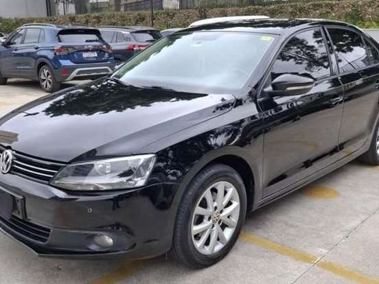 VOLKSWAGEN-JETTA-2.0 COMFORTLINE FLEX 4P TIPTRONIC VOLKSWAGEN-JETTA-2014