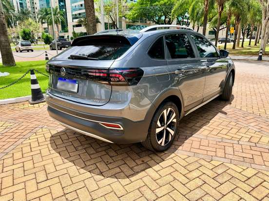 VOLKSWAGEN-NIVUS-1.0 200 TSI TOTAL FLEX HIGHLINE AUTOMÁTICO VOLKSWAGEN-NIVUS-2023