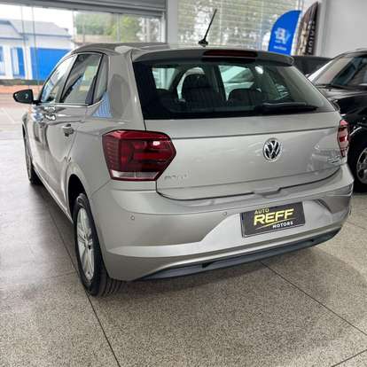 VOLKSWAGEN-POLO-2018