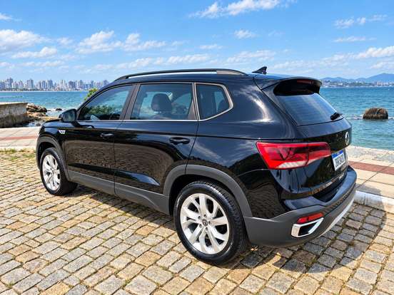 VOLKSWAGEN-TAOS-1.4 250 TSI TOTAL FLEX COMFORTLINE AUTOMÁTICO VOLKSWAGEN-TAOS-2022
