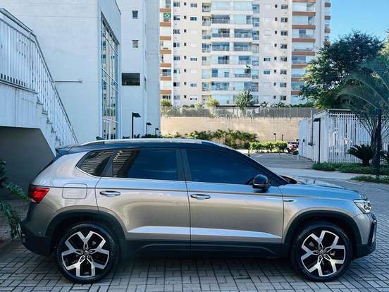 VOLKSWAGEN-TAOS-1.4 250 TSI TOTAL FLEX HIGHLINE AUTOMÁTICO VOLKSWAGEN-TAOS-2023