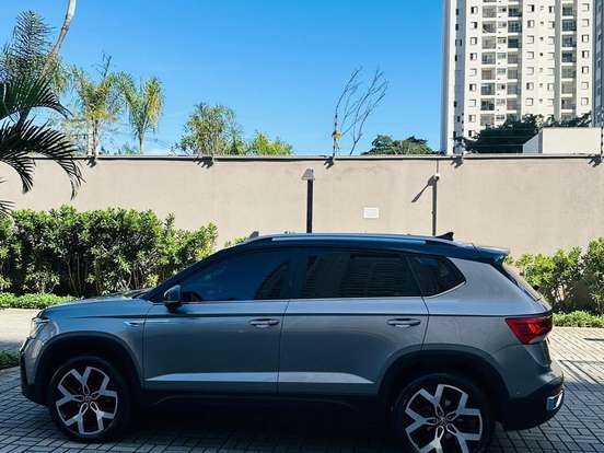 VOLKSWAGEN-TAOS-1.4 250 TSI TOTAL FLEX HIGHLINE AUTOMÁTICO VOLKSWAGEN-TAOS-2023