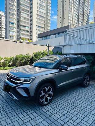 VOLKSWAGEN-TAOS-2023