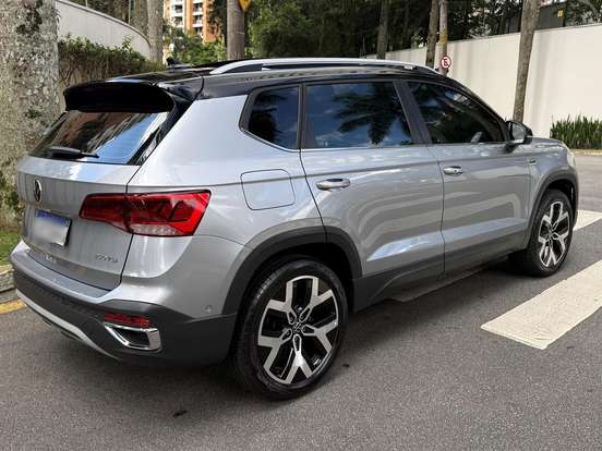 VOLKSWAGEN-TAOS-1.4 250 TSI TOTAL FLEX HIGHLINE AUTOMÁTICO VOLKSWAGEN-TAOS-2025