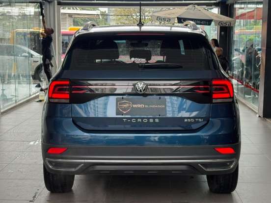 VOLKSWAGEN-T-CROSS-2022