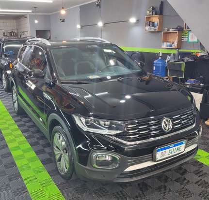 VOLKSWAGEN-T-CROSS-2019