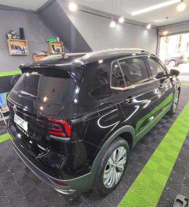 VOLKSWAGEN-T-CROSS-2019