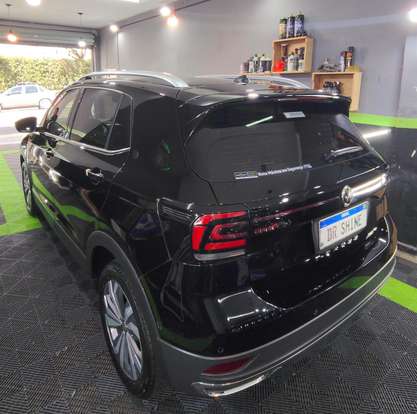 VOLKSWAGEN-T-CROSS-2019
