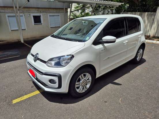 VOLKSWAGEN-UP-2018